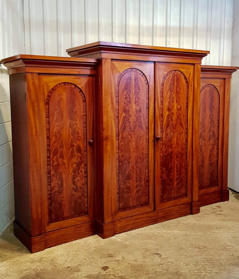 ANTIQUE VICTORIAN MAHOGANY FOUR DOOR BREAKFRONT WARDROBE COMPACTUM C1880 View IV