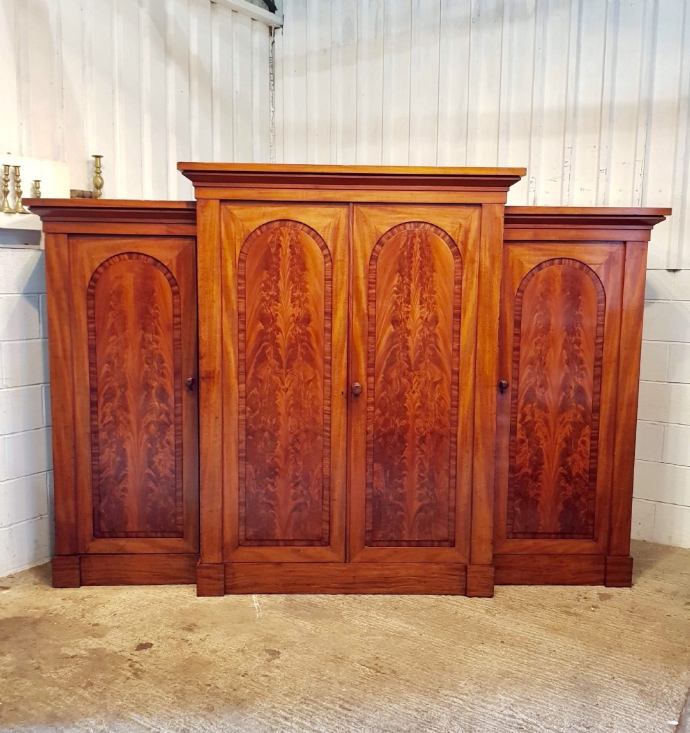 ANTIQUE VICTORIAN MAHOGANY FOUR DOOR BREAKFRONT WARDROBE COMPACTUM C1880 View VIII