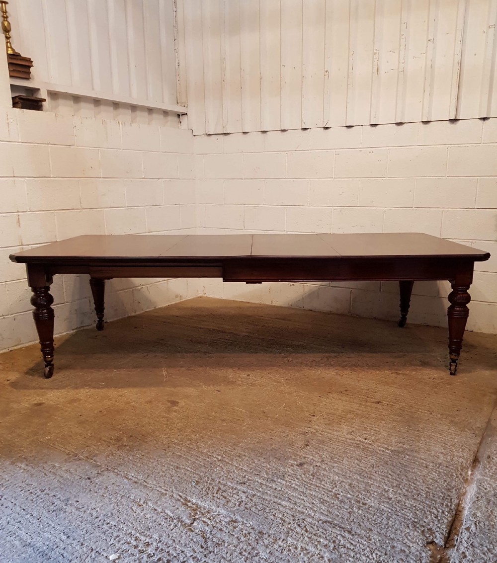 ANTIQUE VICTORIAN MAHOGANY EXTENDING DINING TABLE SEATS TWELVE C1880 View VI