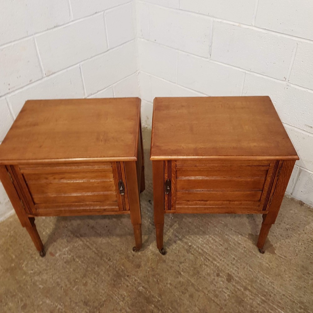 ANTIQUE PAIR EDWARDIAN GOLDEN OAK BEDSIDE CABINETS C1900 View V