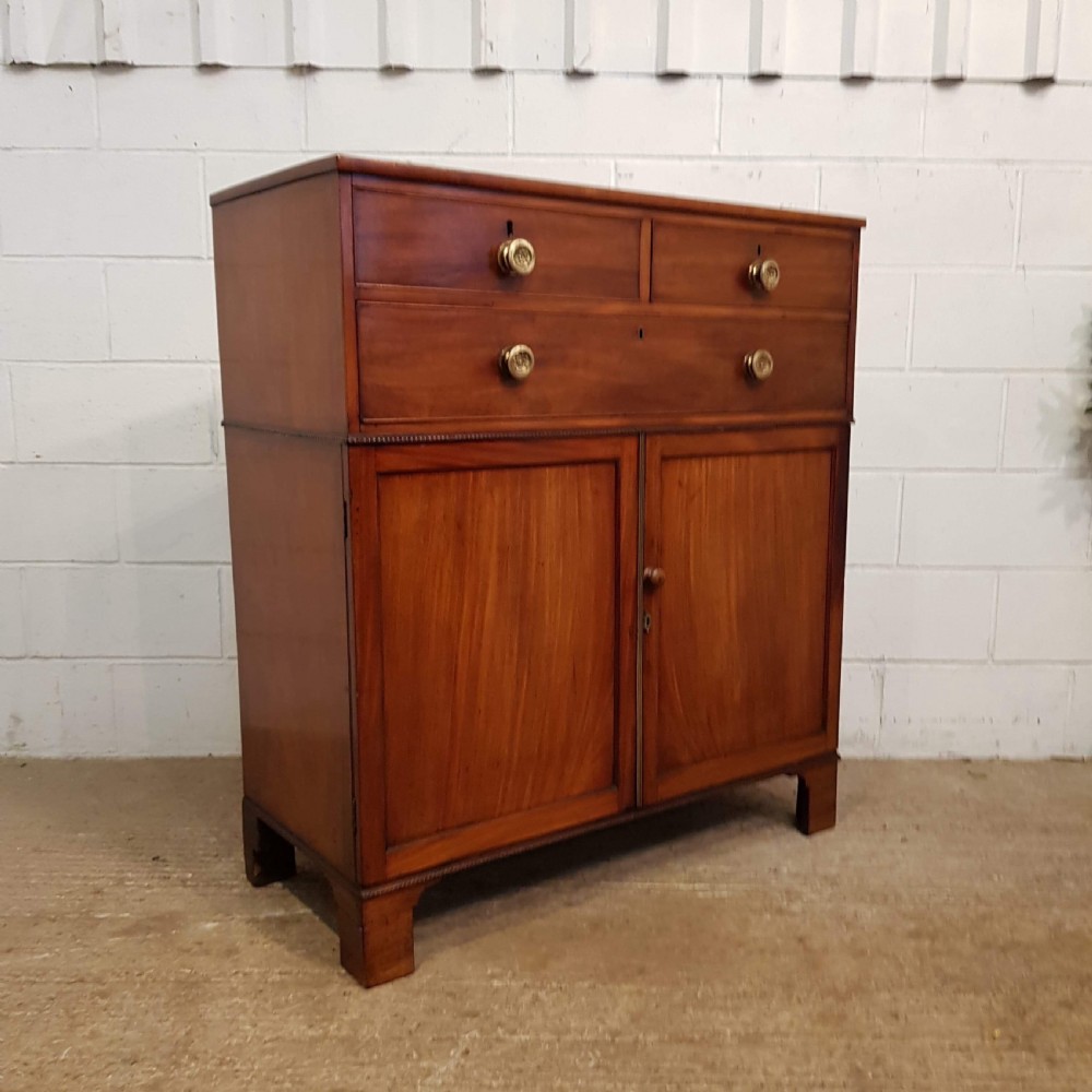 ANTIQUE REGENCY MAHOGANY LOW CLOTHES PRESS C1820 View III