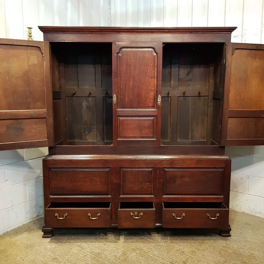 ANTIQUE 18TH CENTURY PERIOD OAK TAK CUPBOARD C1780 View IV