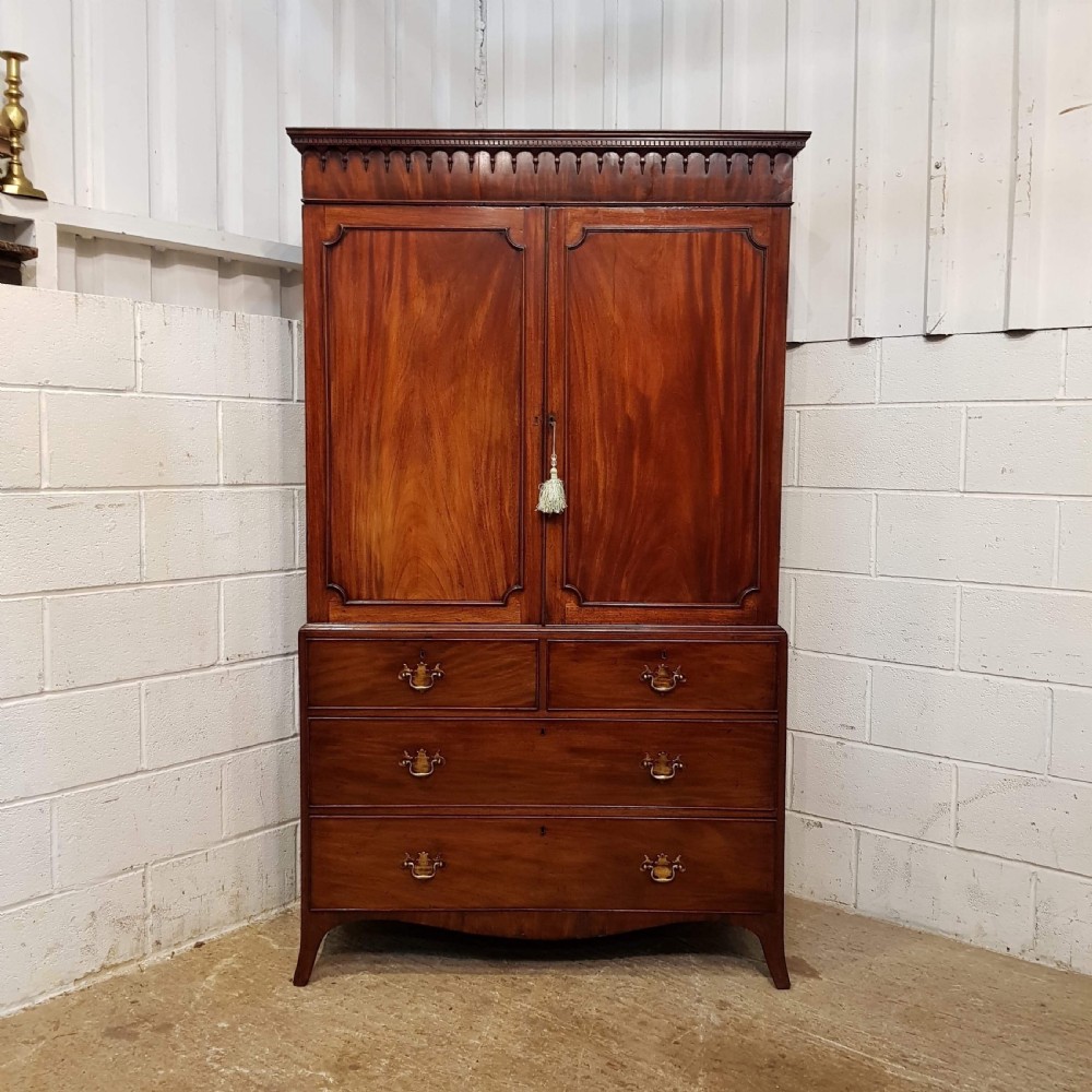 ANTIQUE REGENCY MAHOGANY CLOTHES PRESS C1820 View VI