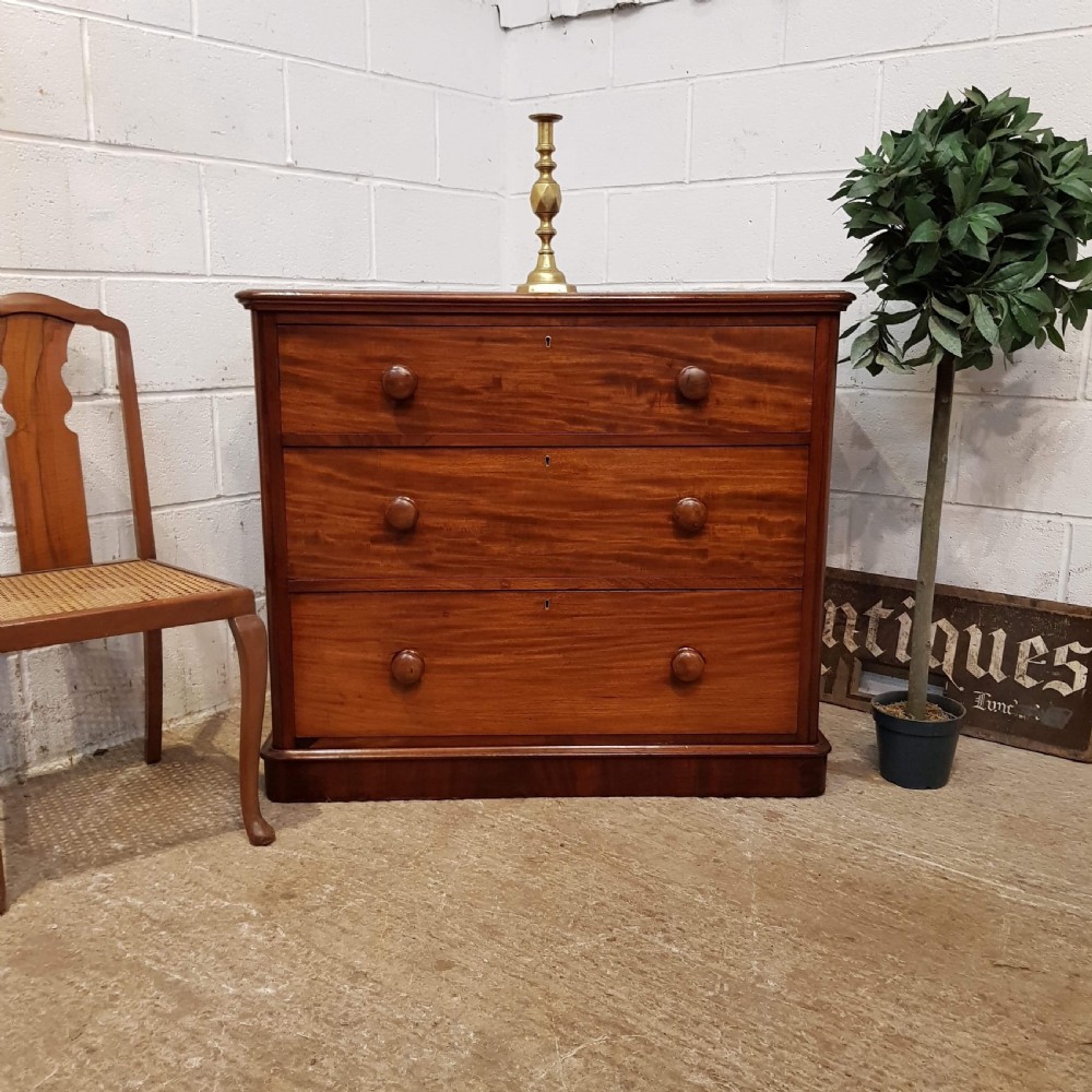 ANTIQUE VICTORIAN MAHOGANY CHEST OF DRAWERS C1880