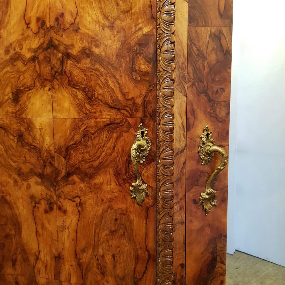 ANTIQUE LARGE FRENCH BURR WALNUT BOMBE ARMOIRE C1900 View VII