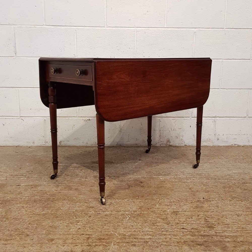 ANTIQUE REGENCY MAHOGANY PEMBROKE TABLE C1820