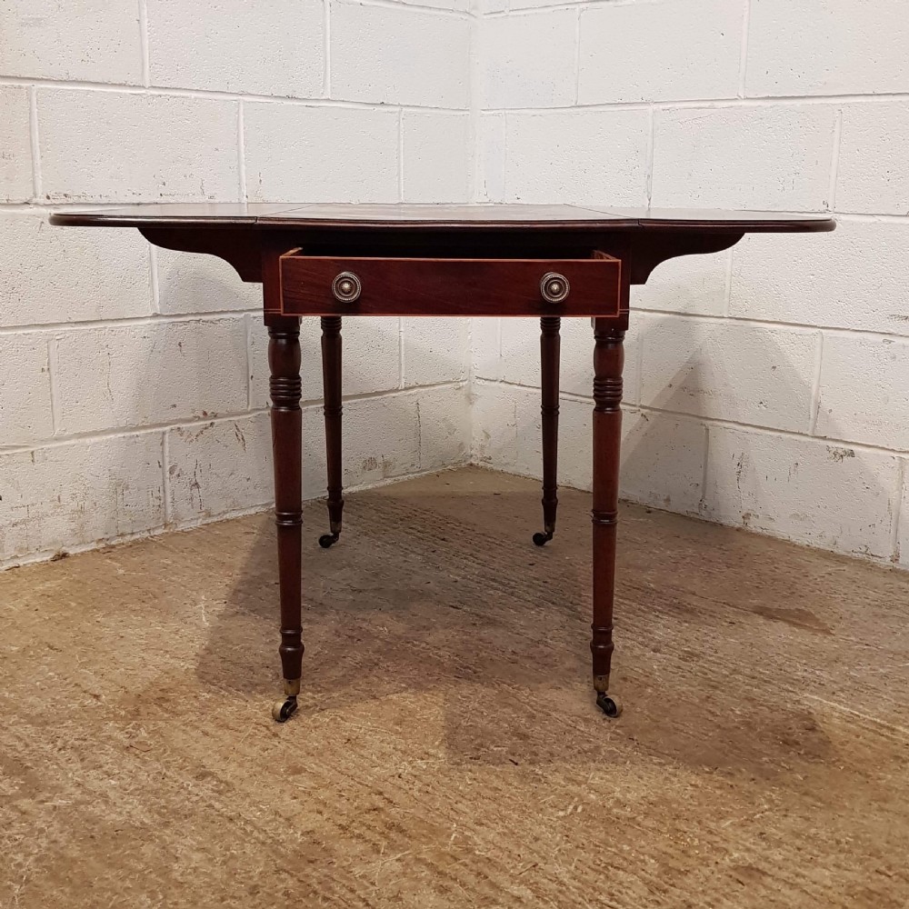 ANTIQUE REGENCY MAHOGANY PEMBROKE TABLE C1820 View VII