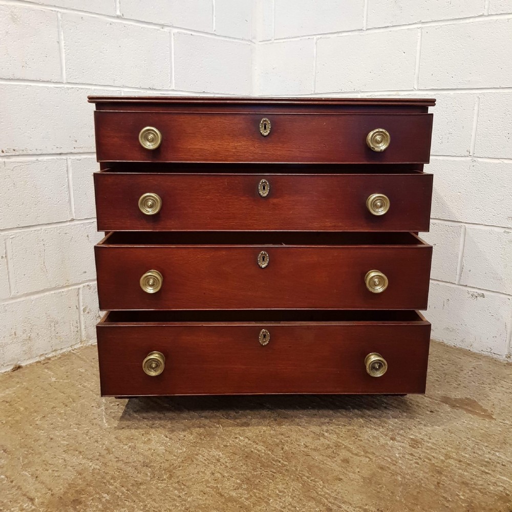 ANTIQUE REGENCY MAHOGANY CHEST OF DRAWERS C1820 View III