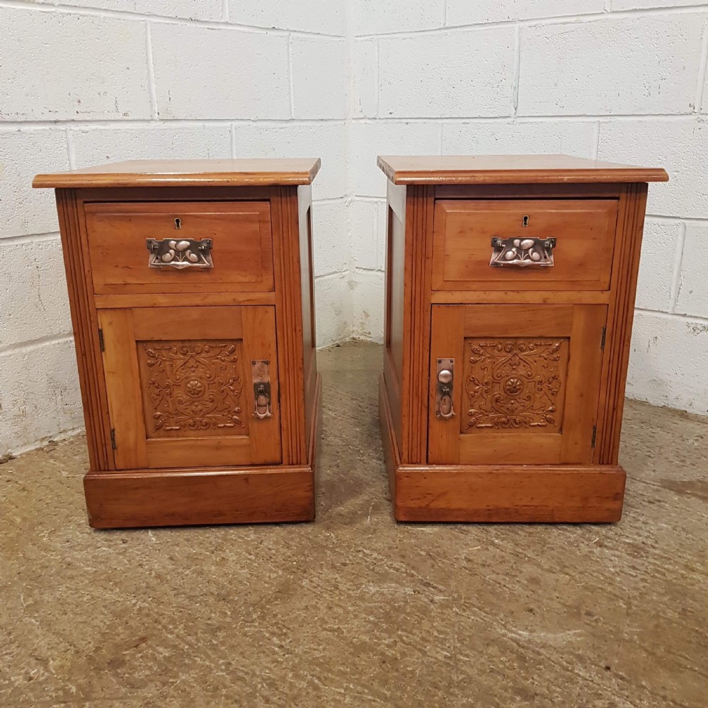 ANTIQUE PAIR ART NOUVEAU SATINWOOD BEDSIDE CABINETS C1890 View III