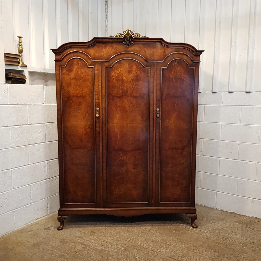 ANTIQUE BURR WALNUT TRIPLE WARDROBE C1920 View VI