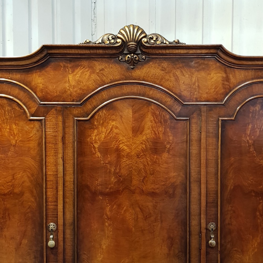 ANTIQUE BURR WALNUT TRIPLE WARDROBE C1920 View VII