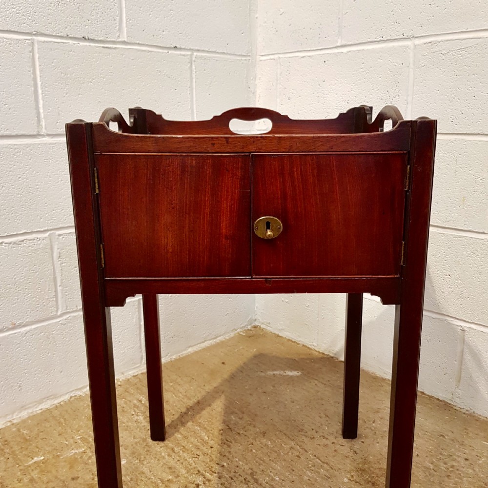 ANTIQUE GEORGIAN PERIOD MAHOGANY NIGHTSTAND C1780 View III