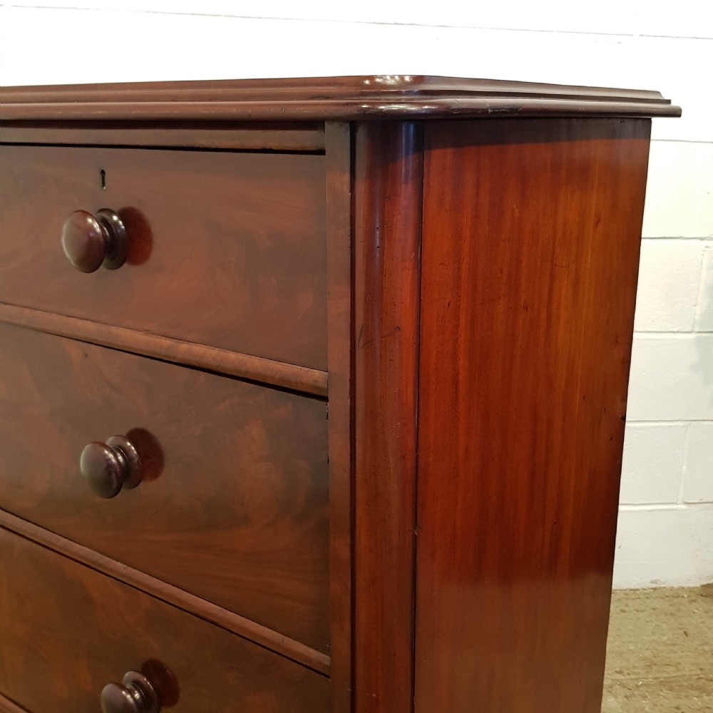 ANTIQUE VICTORIAN. AHOGANY CHEST OF DRAWERS C1880 View II