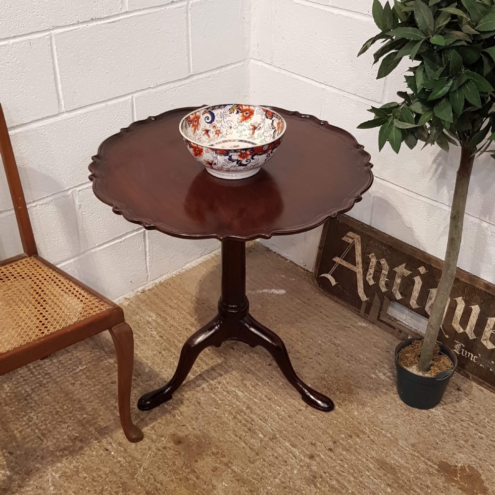 ANTIQUE REGENCY MAHOGANY TILT TOP TRIPOD TABLE C1820 View V