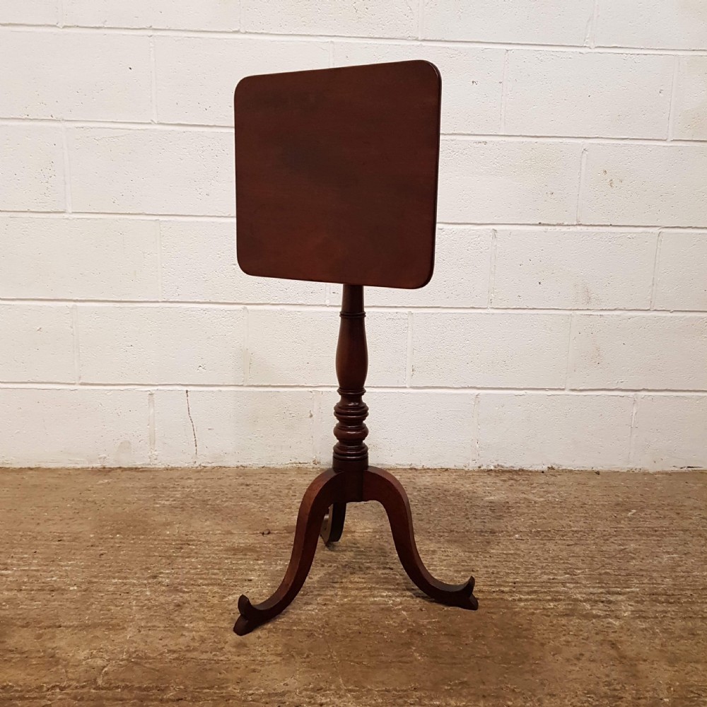 ANTIQUE REGENCY MAHOGANY TILT TOP OCCASIONAL TABLE C1820 View III