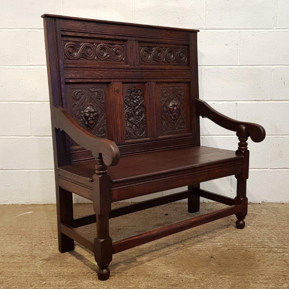 ANTIQUE LATE 18TH CENTURY SMALL CARVED OAK SETTLE C1790