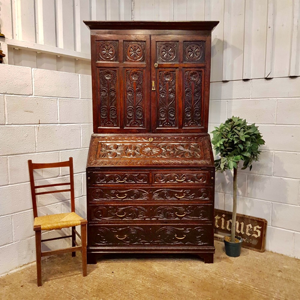 ANTIQUE GEORGIAN PERIOD CARVED OAK BUREAU BOOKCASE C1780