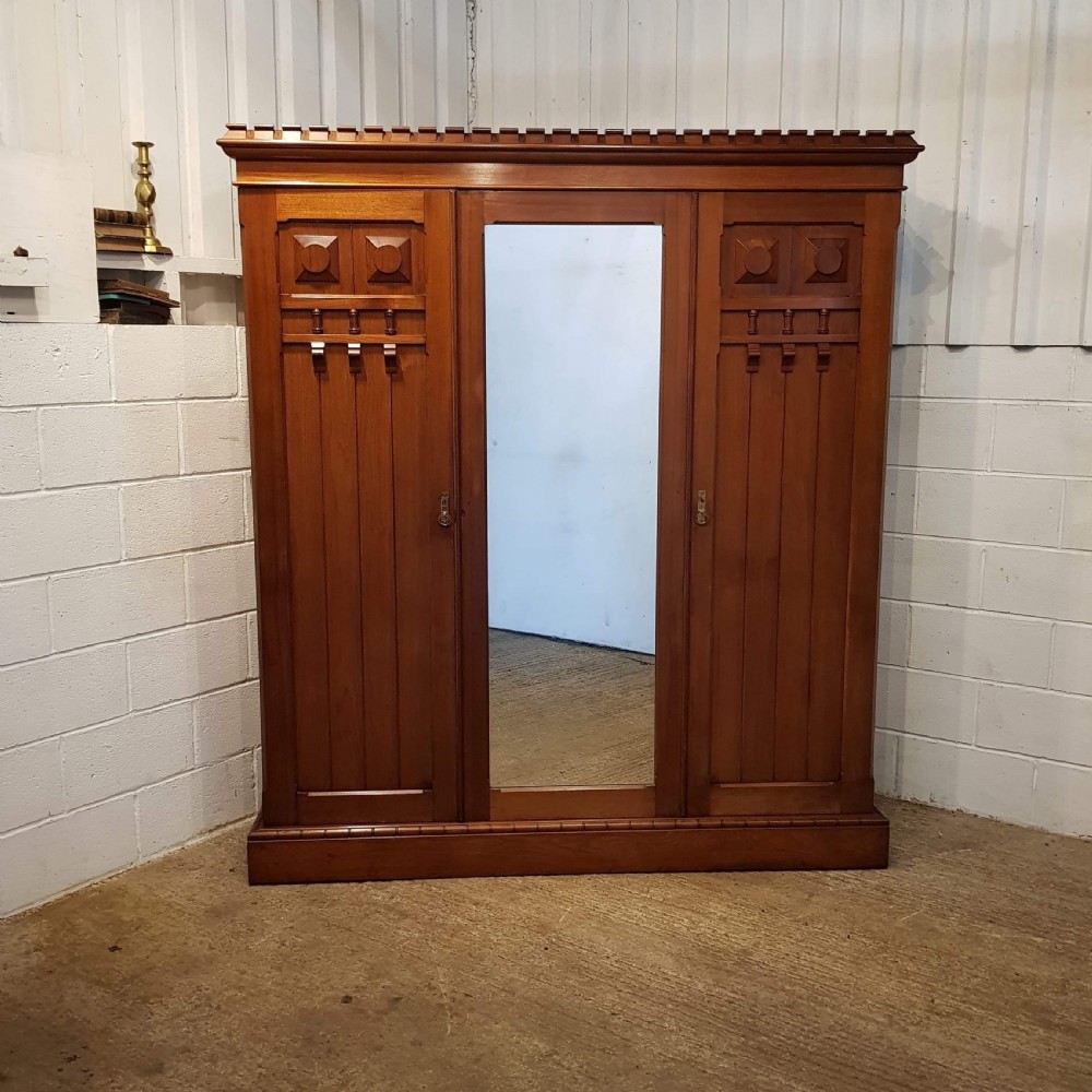 ANTIQUE ARTS & CRAFTS WALNUT TRIPLE WARDROBE COMPACTUM C1890 View VI