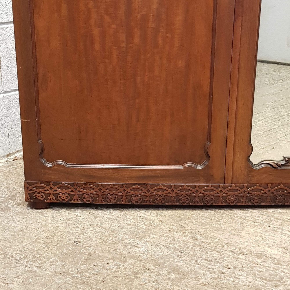 ANTIQUE EDWARDIAN MAHOGANY BOW FRONT TRIPLE WARDROBE C1900 View IV