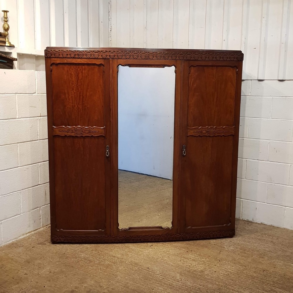 ANTIQUE EDWARDIAN MAHOGANY BOW FRONT TRIPLE WARDROBE C1900 View V