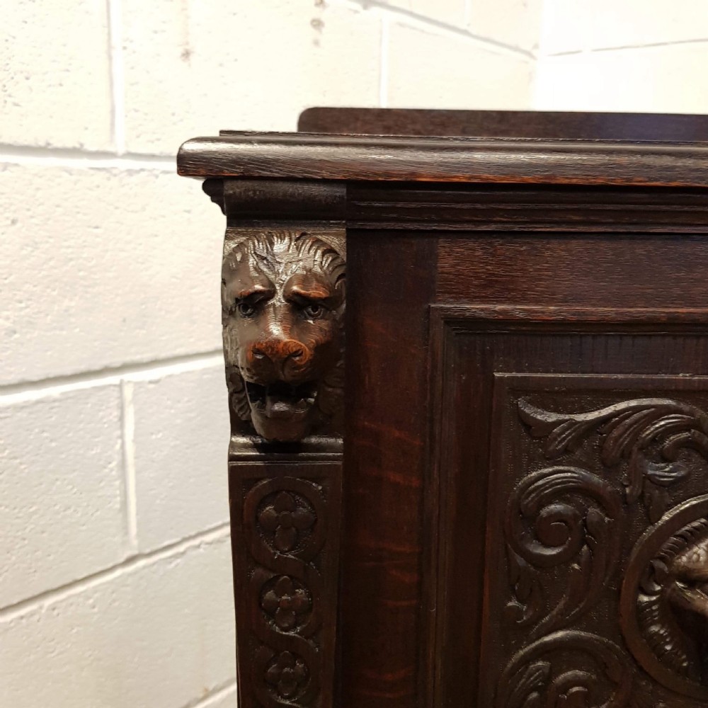 ANTIQUE LATE VICTORIAN GOTHIC CARVED OAK LION MASK SIDEBOARD C1890 View II