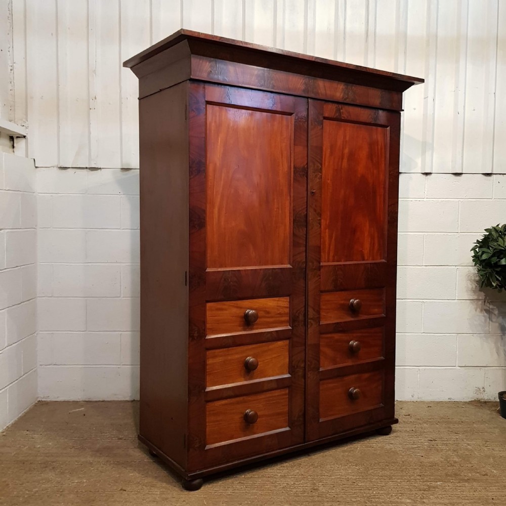 ANTIQUE WILLIAM 1V MAHOGANY DOUBLE WARDROBE  C1830 View III