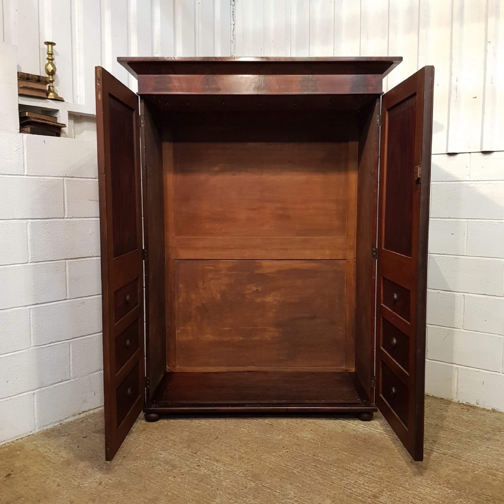 ANTIQUE WILLIAM 1V MAHOGANY DOUBLE WARDROBE  C1830 View IV