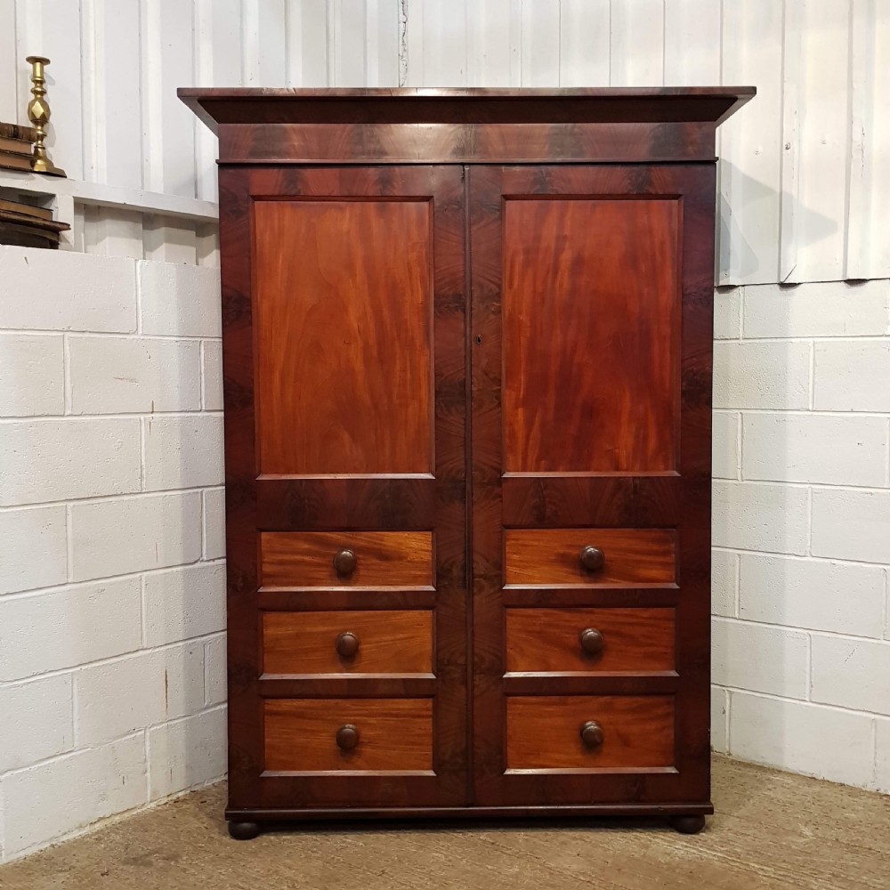 ANTIQUE WILLIAM 1V MAHOGANY DOUBLE WARDROBE  C1830 View VI