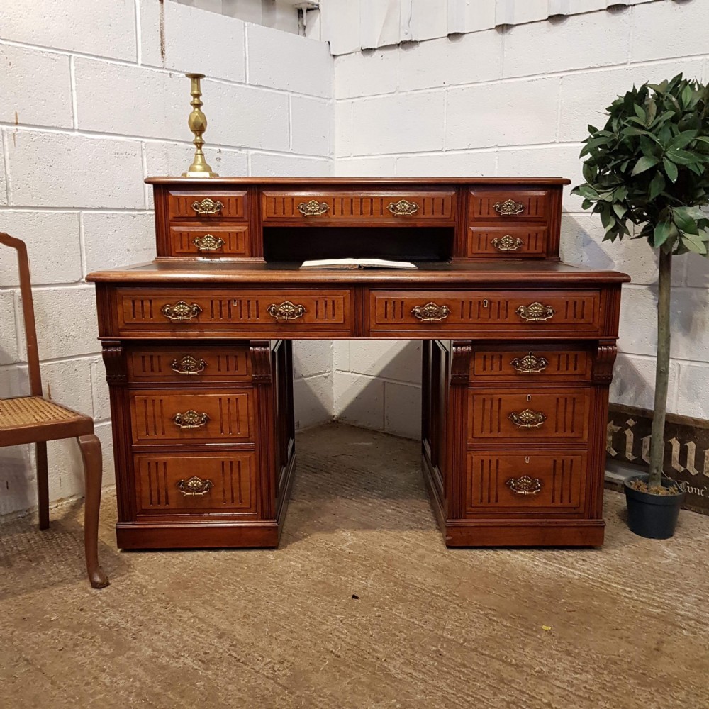 ANTIQUE LATE VICTORIAN WALNUT TWIN PEDESTAL DESK C1890