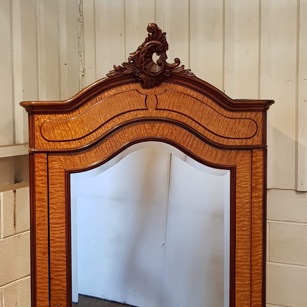 SUPERB ANTIQUE 19TH CENTURY MAPLE & MAHOGANY FRENCH ARMOIRE C1880 View IV