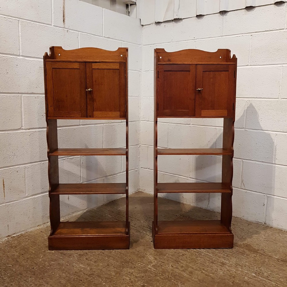 ANTIQUE PAIR ARTS & CRAFTS SMALL OAK OPEN BOOKCASES C1890 View VII