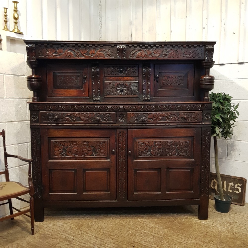 ANTIQUE GEORGIAN PERIOD OAK COURT CUPBOARD C1720-40