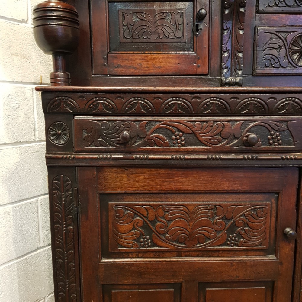ANTIQUE GEORGIAN PERIOD OAK COURT CUPBOARD C1720-40 View VII