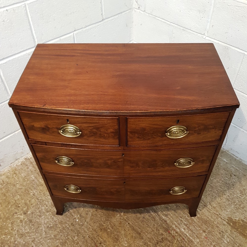 ANTIQUE LATE 18TH CENTURY PERIOD MAHOGANY BOW FRONT DWARF CHEST OF DRAWERS C1780 View V