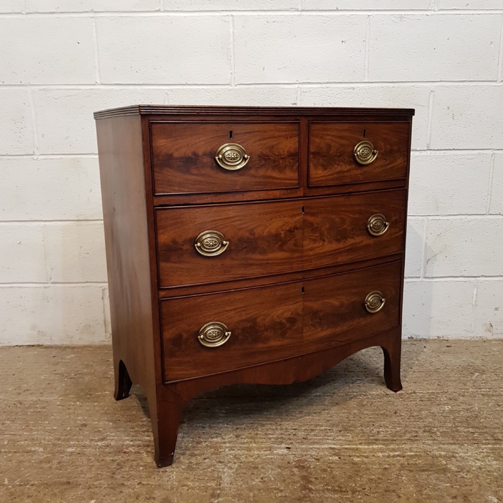 ANTIQUE LATE 18TH CENTURY PERIOD MAHOGANY BOW FRONT DWARF CHEST OF DRAWERS C1780 View VII