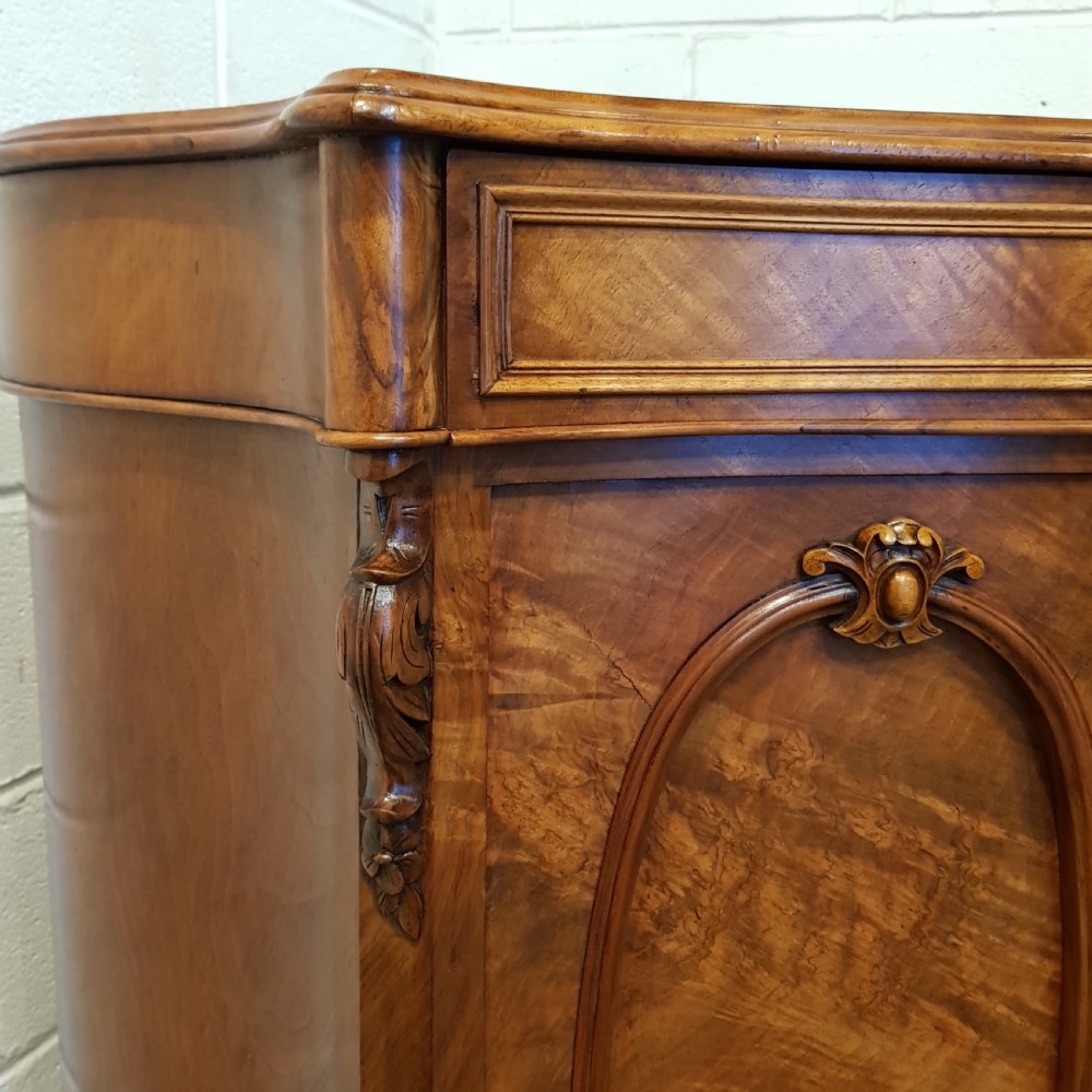 ANTIQUE LATE VICTORIAN BURR WALNUT SERPENTINE SHAPED CHIFFONIER C1890 View IV
