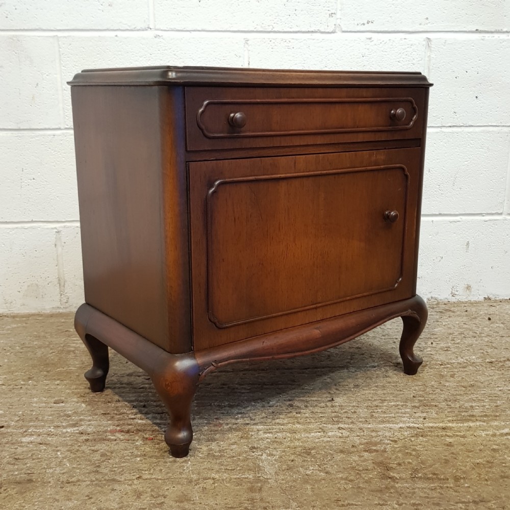ANTIQUE PAIR FRENCH WALNUT BEDSIDE CABINETS C1920 View VI