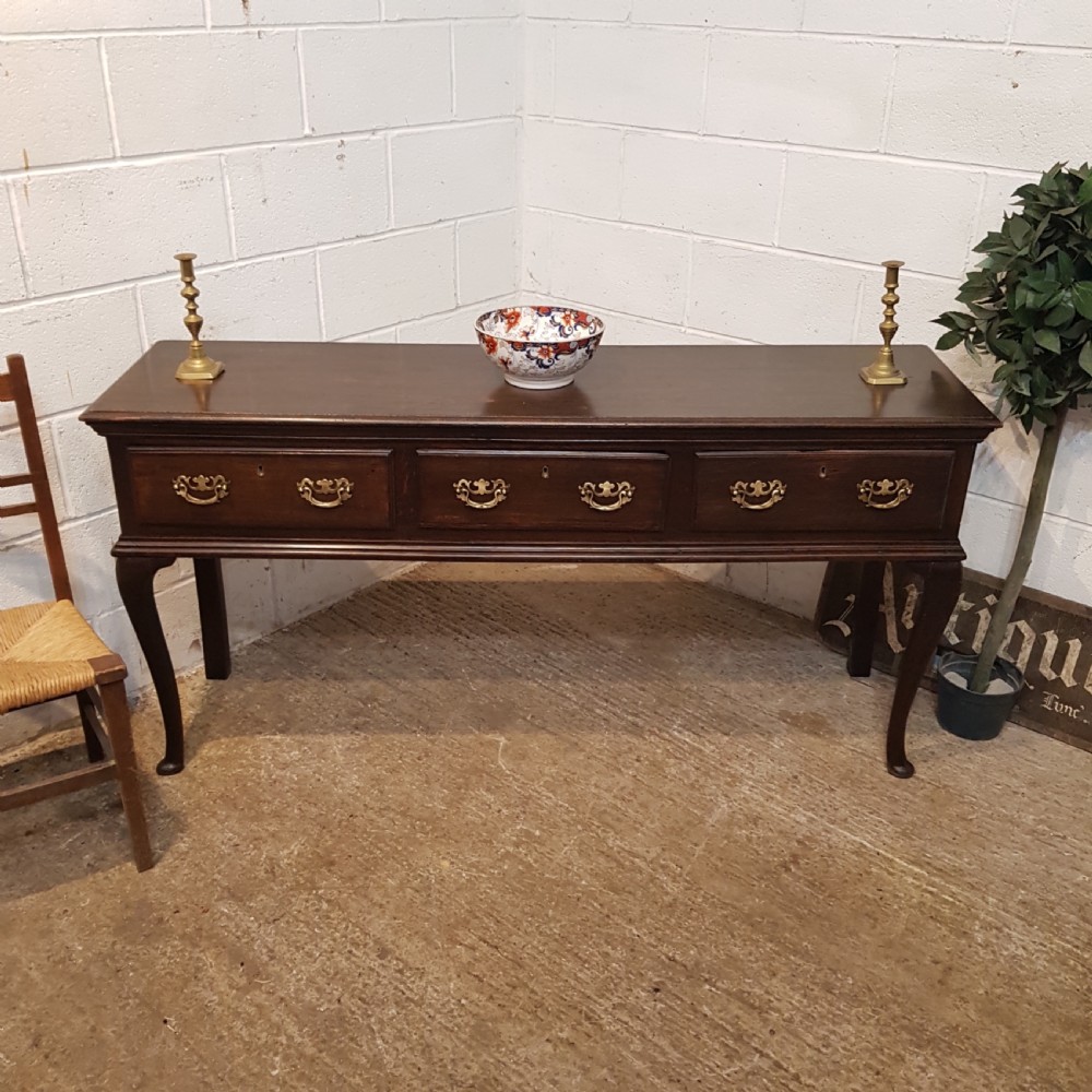 ANTIQUE 18TH CENTURY GEORGIAN PERIOD OAK DRESSER BASE C1780 View V