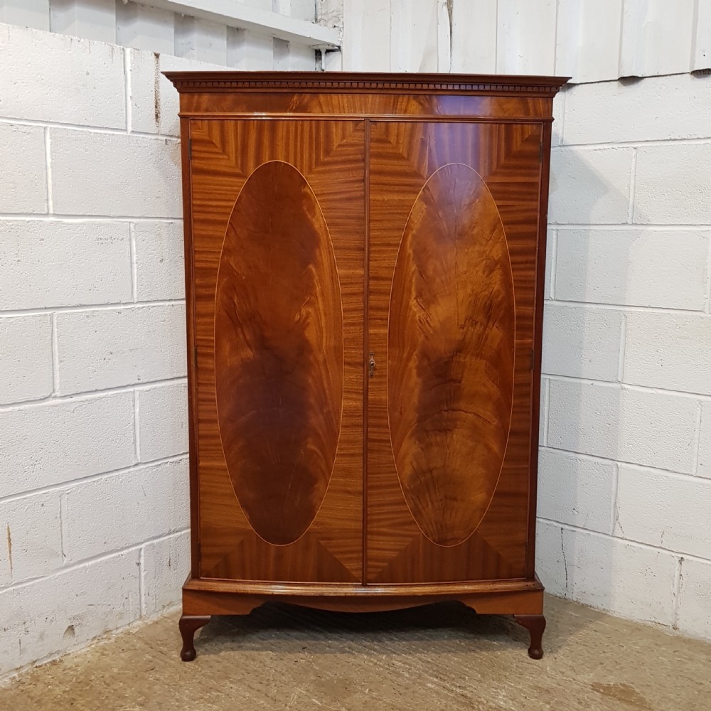 ANTIQUE EDWARDIAN MAHOGANY BOW FRONT TALL BOY CABINET C1900  View II