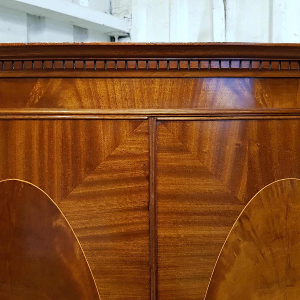 ANTIQUE EDWARDIAN MAHOGANY BOW FRONT TALL BOY CABINET C1900  View VII