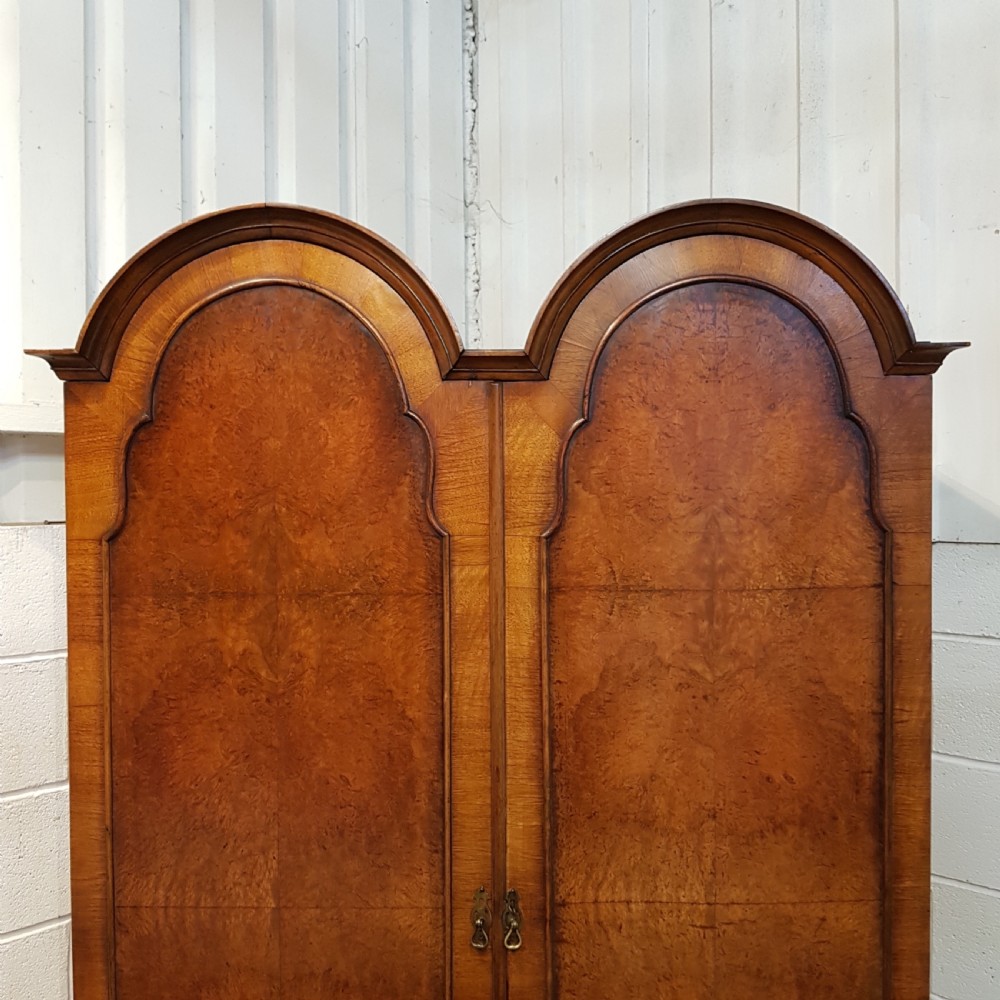 ANTIQUE BURR WALNUT DOUBLE DOME TOP DOUBLE WARDROBE C1920 View III
