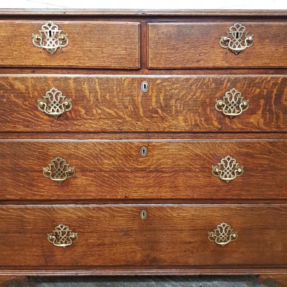 ANTIQUE 18TH CENTURY PERIOD  OAK INLAID CHEST OF DRAWERS C1780 View II