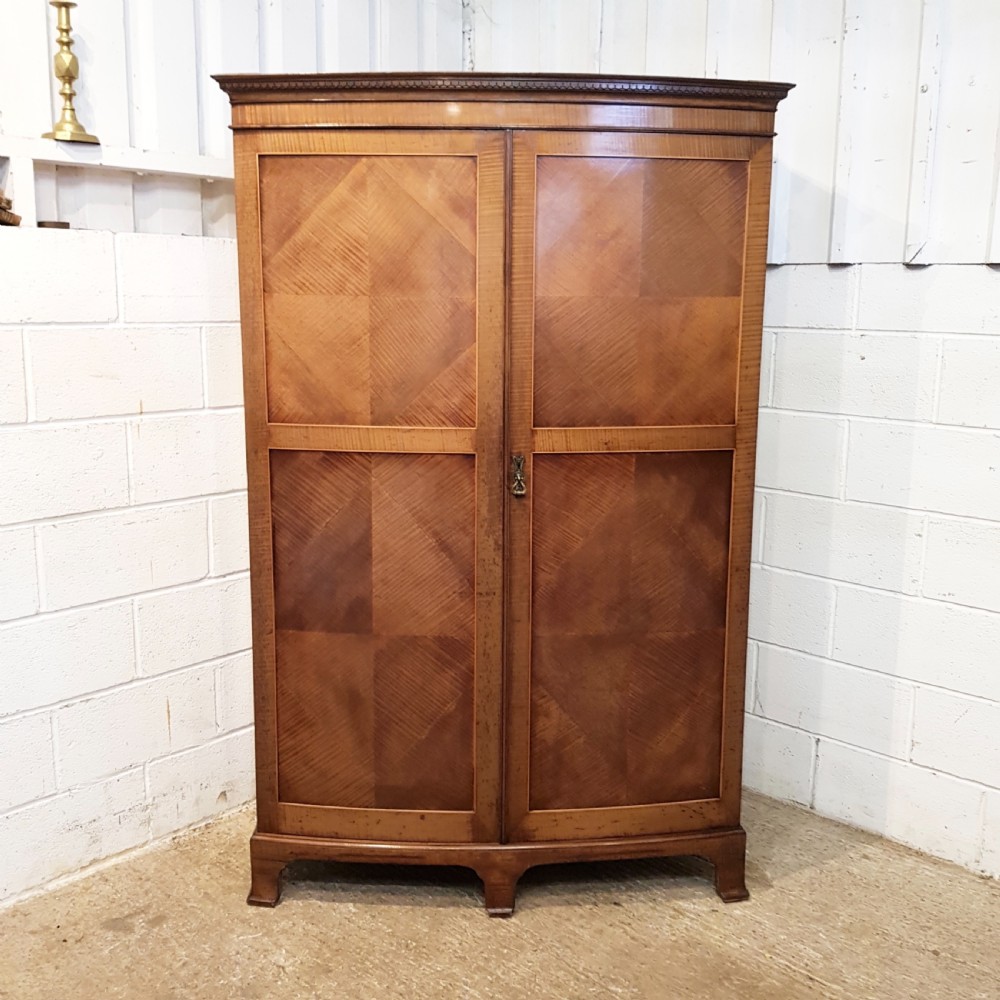ANTIQUE EDWARDIAN SATINWOOD DOUBKE WARDROBE BY MAPLE & CO C1900 View II