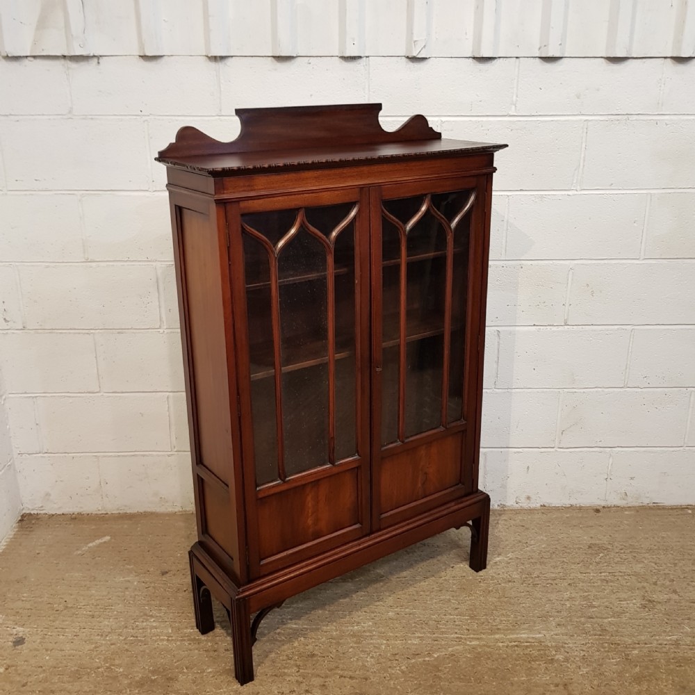 ANTIQUE EDWARDIAN MAHOGANY CHIPPENDALE GLAZED BOOKCASE C1900 View III