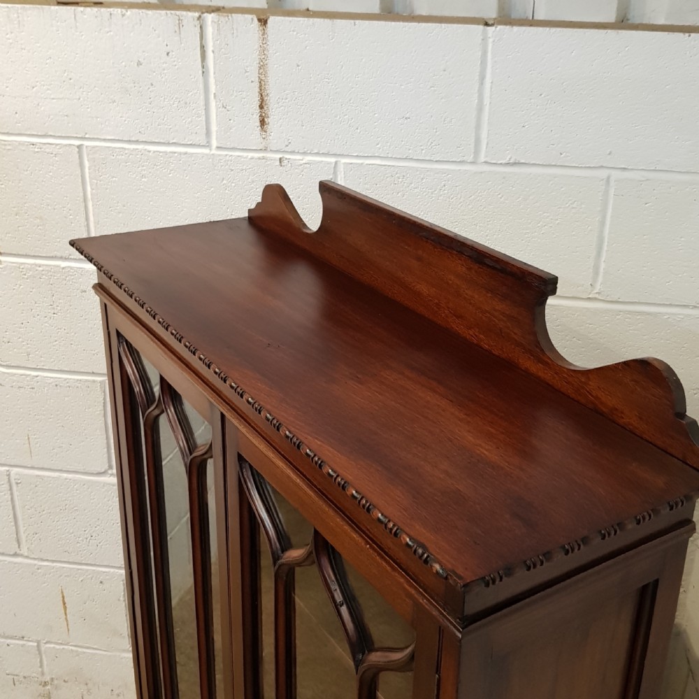 ANTIQUE EDWARDIAN MAHOGANY CHIPPENDALE GLAZED BOOKCASE C1900 View VI