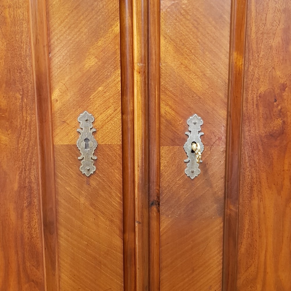 ANTIQUE 19TH CENTURY BIEDERMEIER MAHOGANY  DOUBLE WARDROBE C1850 View IV