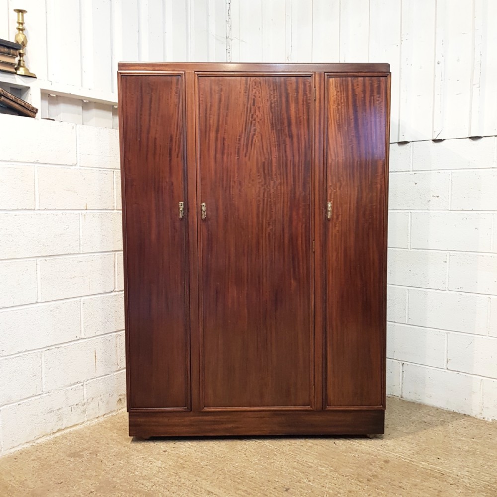 ANTIQUE MAHOGANY GENTS FITTED WARDROBE COMPACTUM C1920 View III