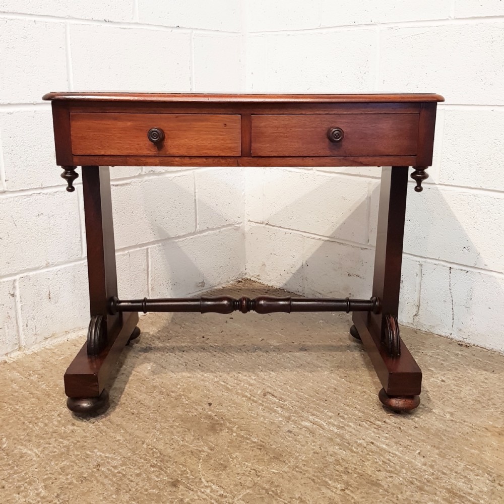 ANTIQUE VICTORIAN MAHOGANY SIDE TABLE C1880 View II