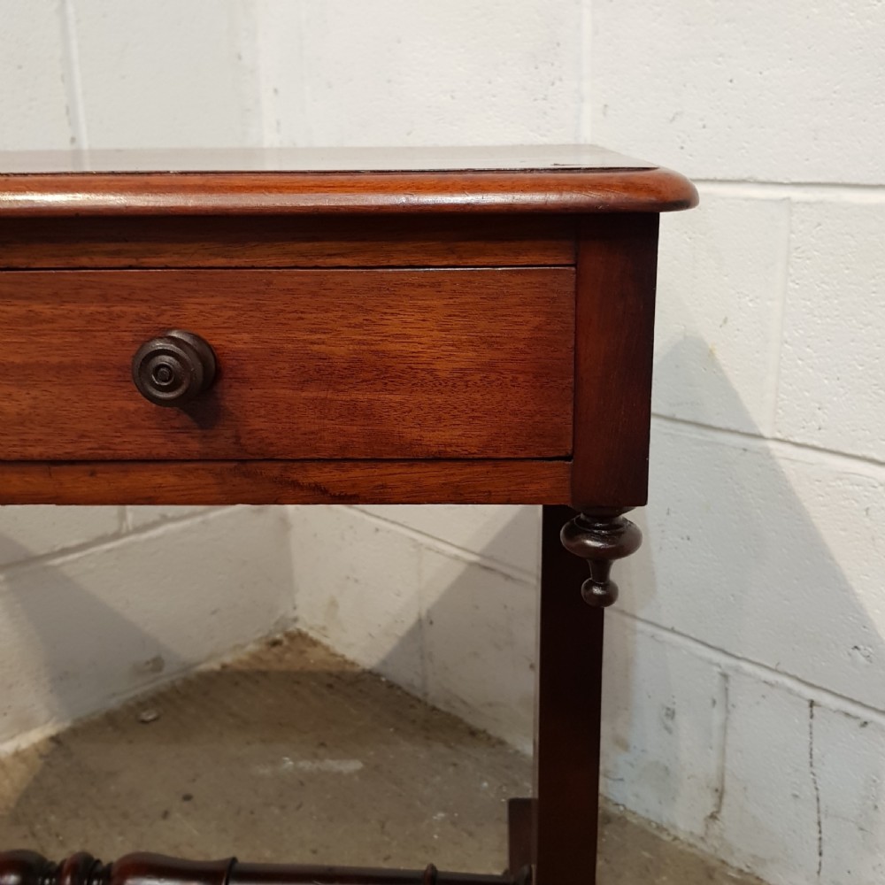 ANTIQUE VICTORIAN MAHOGANY SIDE TABLE C1880 View III