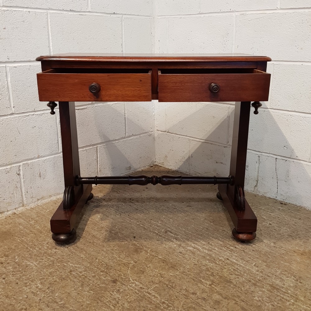 ANTIQUE VICTORIAN MAHOGANY SIDE TABLE C1880 View IV